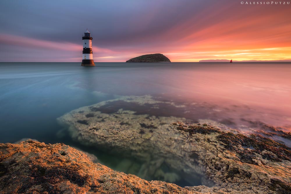 Taken in Anglesey, the UK With NiSi V5 PRO holder, Landscape polarizer, ND (8 Stops), Hard GND (3 Stops)
