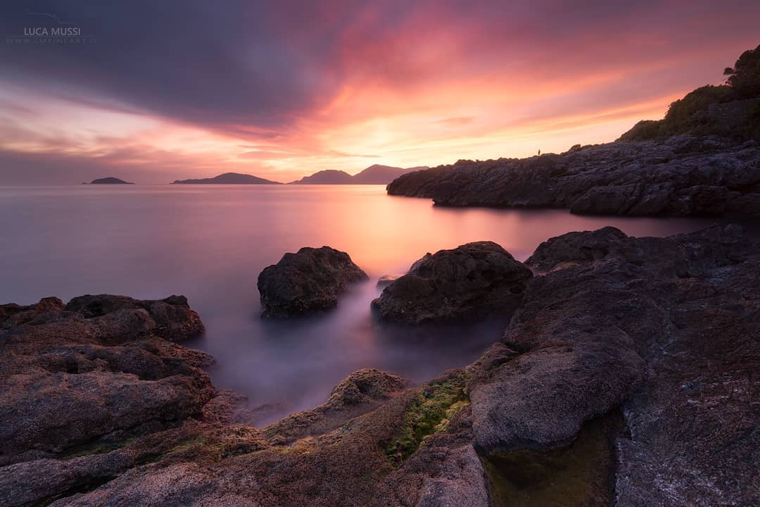 Taken in Tellaro, Italy With NiSi V6 holder, Landscape polarizer, IR ND 64